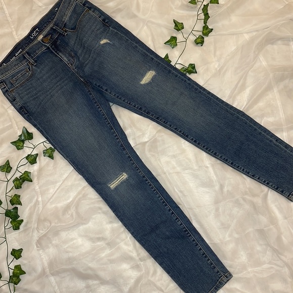 LOFT BY ANN TAYLOR • MODERN SKINNY JEAN • SIZE 2 • NEW WITHOUT TAGS • DARK WASH - Picture 3 of 12